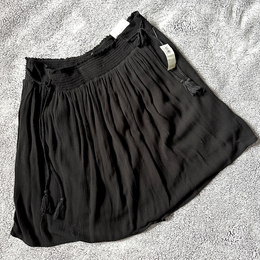 old navy black skirt